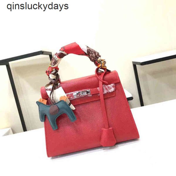 women luxurys 2022 bags keilys messenger one shoulder hand chameleon leather kangkang
women luxurys 2022 bags keilys messenger one shoulder hand chameleon leather kangkang