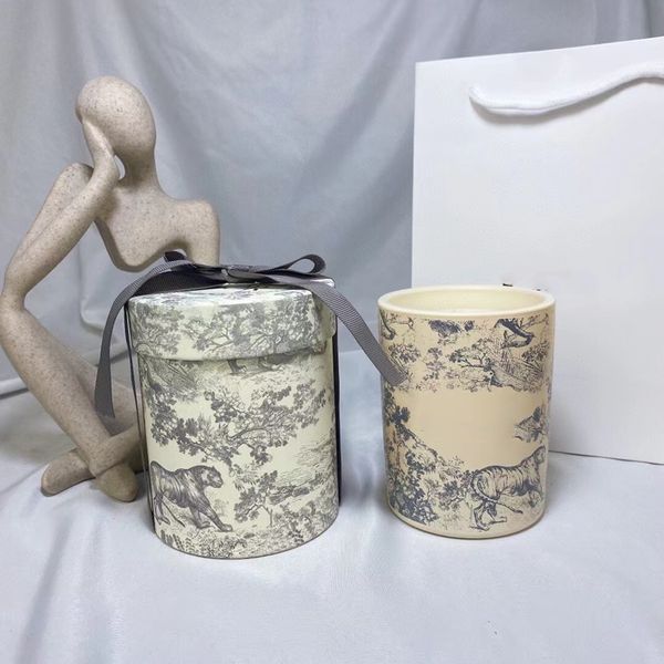 sales designer incense perfumed candle 280g perfume france brand scented bougie parfum candles long smell fragrance deodorant sealed gift bo
sales designer incense perfumed candle 280g perfume france brand scented bougie parfum candles long smell fragrance deodorant sealed gift bo