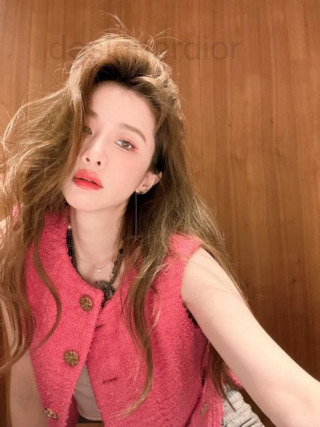 women's knits & tees designer the correct version - 2022 autumn and winter new heavy industry wool blend red sleeveless vest coat 9420, White
women's knits & tees designer the correct version - 2022 autumn and winter new heavy industry wool blend red sleeveless vest coat 9420, White