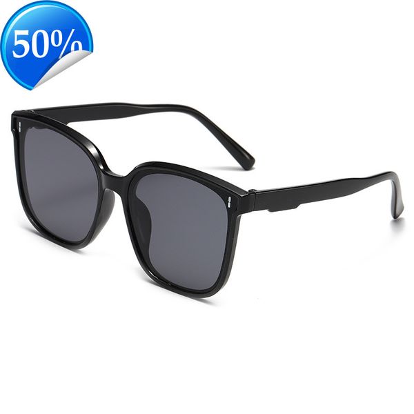 men's sunglasses designer women's lei leopard's new sunglass will be sold to men and women in 2022 gm square 238 239 245, White;black
men's sunglasses designer women's lei leopard's new sunglass will be sold to men and women in 2022 gm square 238 239 245, White;black