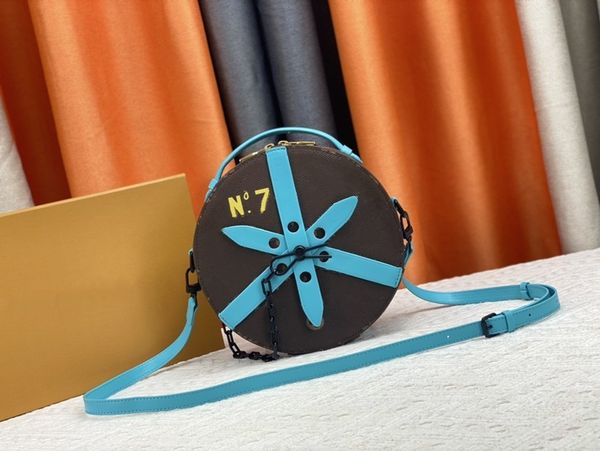 wheel box bags circular hatbox trunk chauffeur man women round cake tire purse steamer chain monograms shoulder cross body handbag n.7 seven
wheel box bags circular hatbox trunk chauffeur man women round cake tire purse steamer chain monograms shoulder cross body handbag n.7 seven
