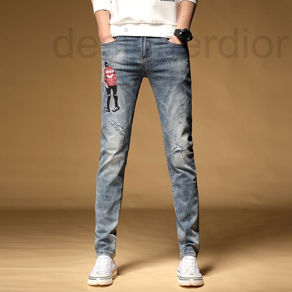 men's jeans designer men's wear summer fashion brand korean version thin embroidery hole light blue slim fit leggings zk8h
men's jeans designer men's wear summer fashion brand korean version thin embroidery hole light blue slim fit leggings zk8h