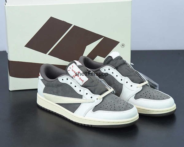 basketball shoes reverse mocha x ts jumpman 1 low og sail/university red-ridgerock fashion outdoor leisure shoe sneakers with box, White;red
basketball shoes reverse mocha x ts jumpman 1 low og sail/university red-ridgerock fashion outdoor leisure shoe sneakers with box, White;red