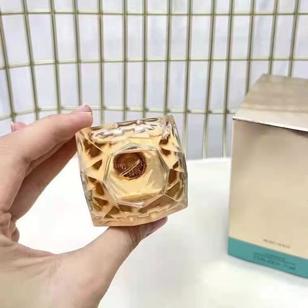 luxuries deigner limited perfume cologne rose gold 75ml spray fragrance perfumes spray smell charming for men woman
luxuries deigner limited perfume cologne rose gold 75ml spray fragrance perfumes spray smell charming for men woman