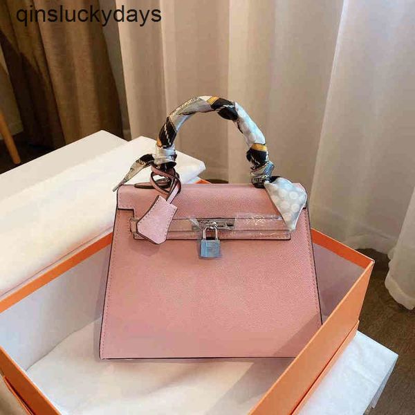 designer herme handbags hermeluxurys fashion brand classic 2022 high-quality pu keiiys bag women messenger bag
designer herme handbags hermeluxurys fashion brand classic 2022 high-quality pu keiiys bag women messenger bag