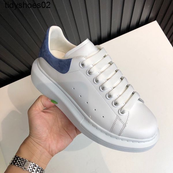 2022 new autumn haze blue small white shoes 2022 new men's and women's leather versatile high rise muffin couple sneakers, Black
2022 new autumn haze blue small white shoes 2022 new men's and women's leather versatile high rise muffin couple sneakers, Black