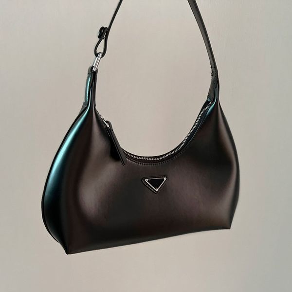 underarm bag women cleo crossbody shoulder bags handbags pouch triangle genuine leather handbag purse lady fashion letters adjustable straps
underarm bag women cleo crossbody shoulder bags handbags pouch triangle genuine leather handbag purse lady fashion letters adjustable straps