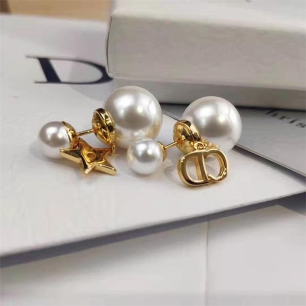 charm design pearl letter women's simple earrings handmade jewelry independent packaging, Golden
charm design pearl letter women's simple earrings handmade jewelry independent packaging, Golden