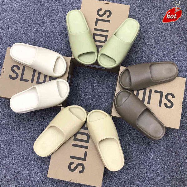 indoor comfortable soft slippers men women non-slip bathroom home shoes flat eva thick sole slides women's sandals y220307
indoor comfortable soft slippers men women non-slip bathroom home shoes flat eva thick sole slides women's sandals y220307