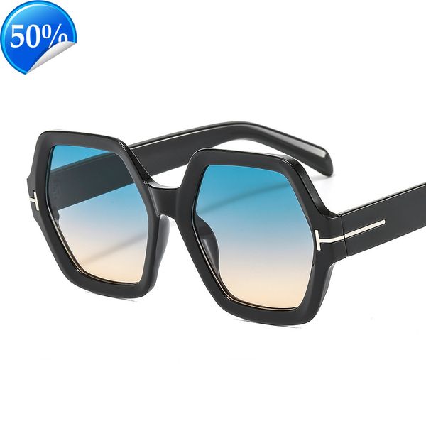 men's sunglasses designer women's 2021 new polygonal frame sunglass for men and women candy color t-shaped accsori ins, White;black
men's sunglasses designer women's 2021 new polygonal frame sunglass for men and women candy color t-shaped accsori ins, White;black