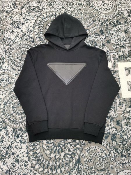 2022 autumn and winter new designer hoodie fashion leather stitching design luxury brand mens black hoodie
2022 autumn and winter new designer hoodie fashion leather stitching design luxury brand mens black hoodie