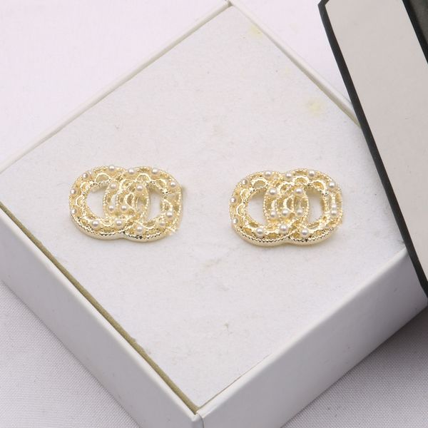 2style classic stud 18k gold plated luxury brand designers letters geometric 925 silver famous women crystal rhinestone pearl earring bride, Golden;silver
2style classic stud 18k gold plated luxury brand designers letters geometric 925 silver famous women crystal rhinestone pearl earring bride, Golden;silver