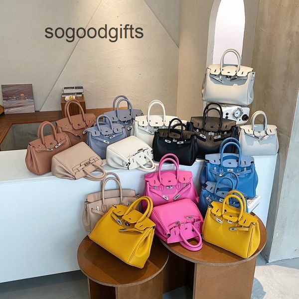 designer bags luxury genuine leather herme women's handbags new bag 2022 summer new women's big s fashion portable one shoulder me
designer bags luxury genuine leather herme women's handbags new bag 2022 summer new women's big s fashion portable one shoulder me