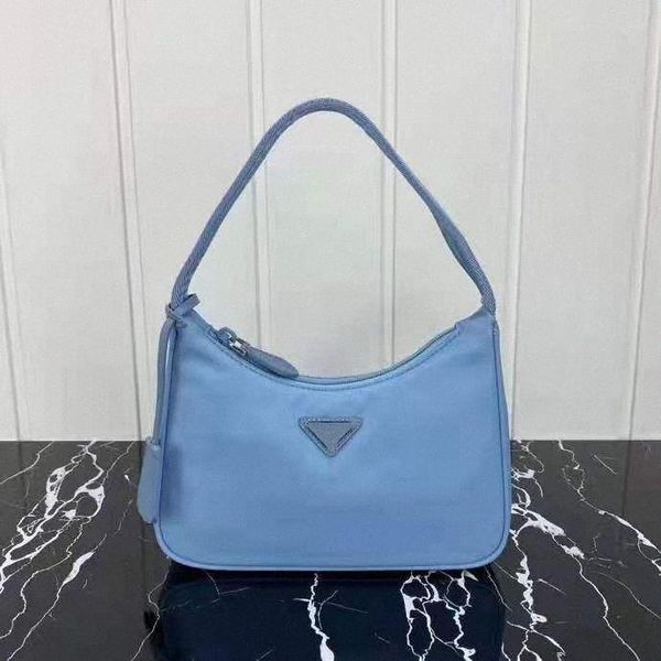 2022 fashion hobo women evening bag re-edition designers handbags nylon presbyopic purse lady underarm bags263a
2022 fashion hobo women evening bag re-edition designers handbags nylon presbyopic purse lady underarm bags263a