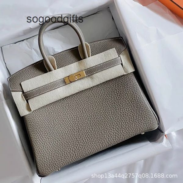 designer bags luxury genuine leather herme women's handbags leather women's bag 2022 new fashion high-grade texture high-capacity
designer bags luxury genuine leather herme women's handbags leather women's bag 2022 new fashion high-grade texture high-capacity