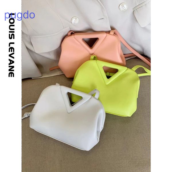 bottegas bag designer bottegas point handbags venetas online sale cloud leather women's triangle 2023 new fashion one shoul 1ftm
bottegas bag designer bottegas point handbags venetas online sale cloud leather women's triangle 2023 new fashion one shoul 1ftm