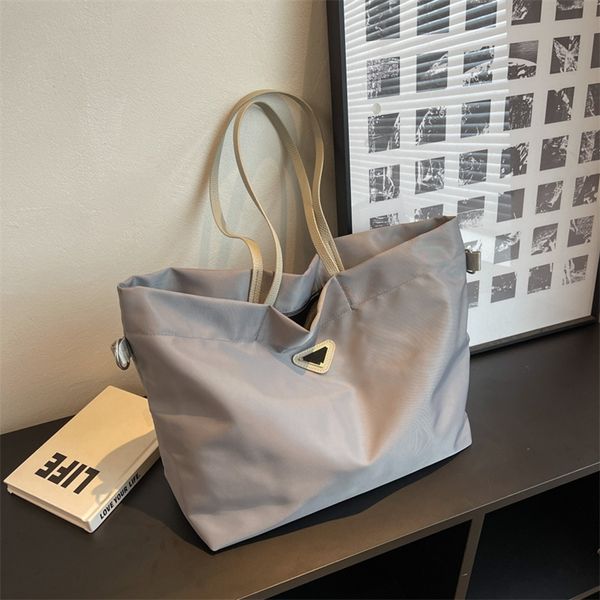handbag 2023 fashion women's bag leather quality handbag women's short men's travel large for delivery shopping sports yoga b
handbag 2023 fashion women's bag leather quality handbag women's short men's travel large for delivery shopping sports yoga b