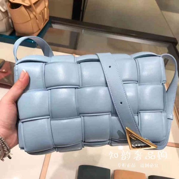 shoulder bag women crossbody bottage venates backpack purse handbags seam leather ladies metal chain classic woven messenger bag luxurys des
shoulder bag women crossbody bottage venates backpack purse handbags seam leather ladies metal chain classic woven messenger bag luxurys des