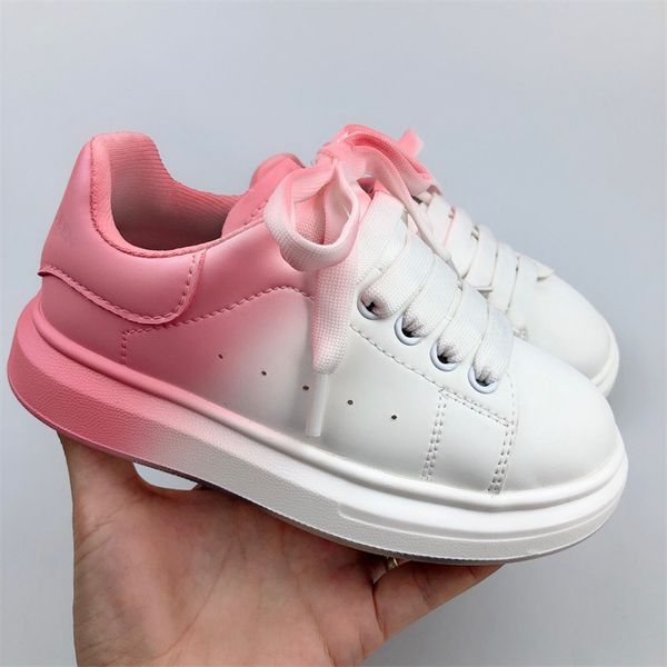designer white black kids casual shoes classic suede velvet leather boys girls flats platform low sneaker children toddlers flat sole mc
designer white black kids casual shoes classic suede velvet leather boys girls flats platform low sneaker children toddlers flat sole mc