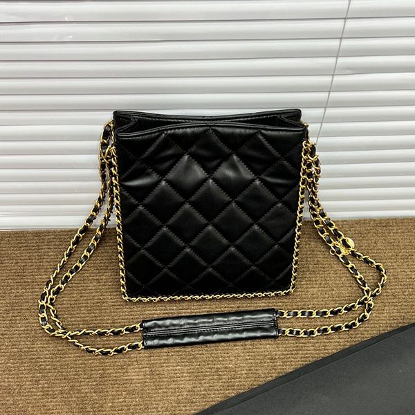 designer channel bags for women black cc handbag leather chain slant shoulder clutch flap totes bag double letters solid hasp waist square s
designer channel bags for women black cc handbag leather chain slant shoulder clutch flap totes bag double letters solid hasp waist square s