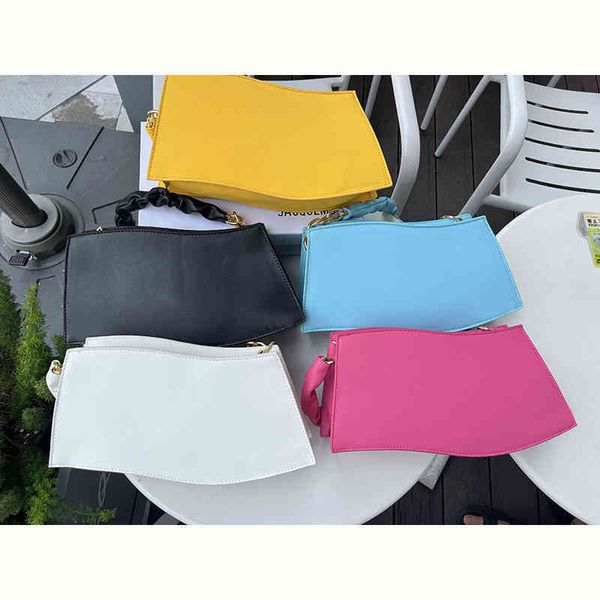 cross body shoulder bags women j letter handbags armpit purse vague wavy shoulder bag ins same armpit wallets 220921
cross body shoulder bags women j letter handbags armpit purse vague wavy shoulder bag ins same armpit wallets 220921