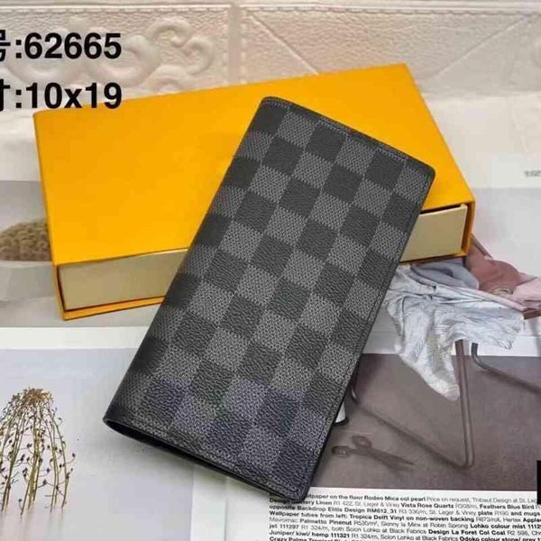 luxury brand bag popular men's wallet european and american style classic printing half fold long hand-held suit is hot, Red;black
luxury brand bag popular men's wallet european and american style classic printing half fold long hand-held suit is hot, Red;black