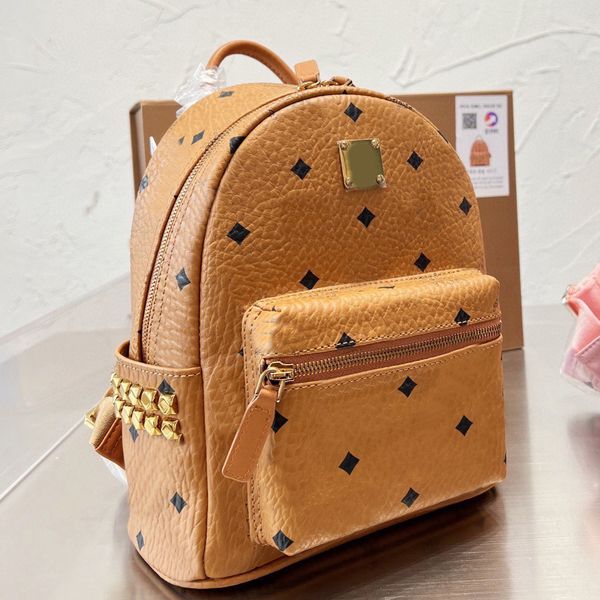 backpack style bag metallic luxury designer brand fashion shoulder bags handbags women letter purse phone bag wallet totes
backpack style bag metallic luxury designer brand fashion shoulder bags handbags women letter purse phone bag wallet totes