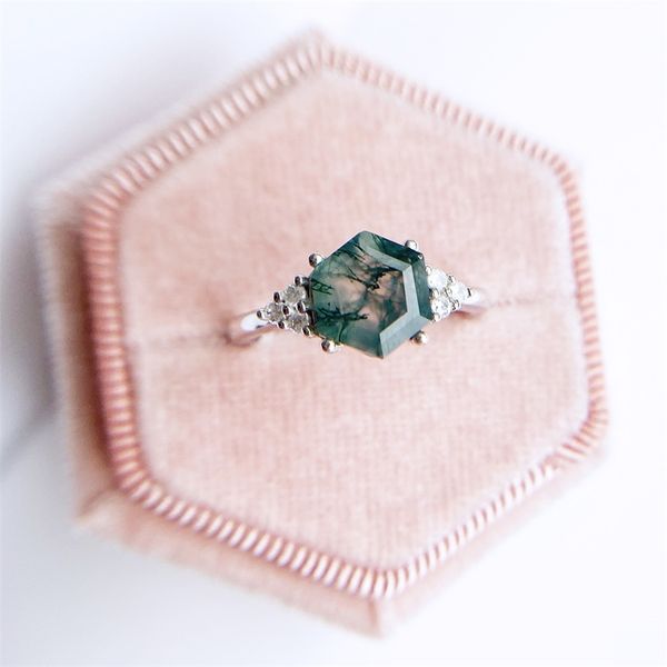 cluster rings gzxsjg natural moss agate gemstones ring for women solid 925 sterling silver wedding engagement bride unique gift fine jewelry, Golden;silver
cluster rings gzxsjg natural moss agate gemstones ring for women solid 925 sterling silver wedding engagement bride unique gift fine jewelry, Golden;silver
