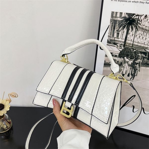 bags 18% off trendy women's bags2023 fashion bags hourglass stone pattern foreign flavor texture hand
bags 18% off trendy women's bags2023 fashion bags hourglass stone pattern foreign flavor texture hand