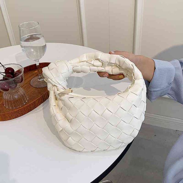 bottegaa designer venetas handbags bags 2022 ashigo hand cloud woven ox horn underarm female t1y6 3gqg
bottegaa designer venetas handbags bags 2022 ashigo hand cloud woven ox horn underarm female t1y6 3gqg