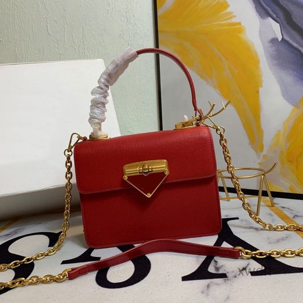 evening bags women handbag crossbody bag soft sheepskin lining chain flap shoulder bag wallet iconic triangle emblem latch smooth
evening bags women handbag crossbody bag soft sheepskin lining chain flap shoulder bag wallet iconic triangle emblem latch smooth