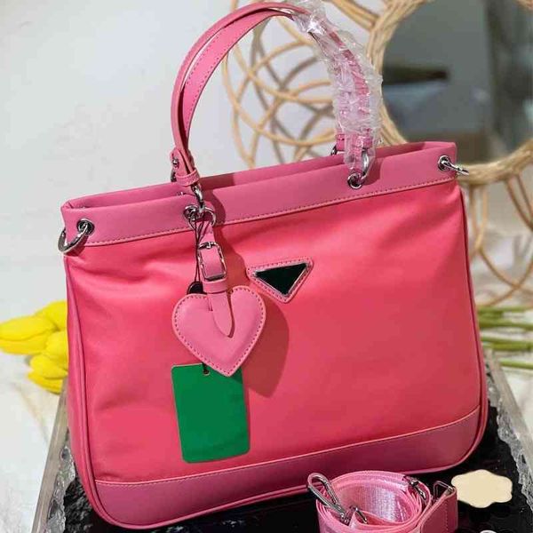 designer luxury women the tote bag fashion versatile handbags shoulder crossbody bags purse telfars totes large capacity saddle wallets 7a 3
designer luxury women the tote bag fashion versatile handbags shoulder crossbody bags purse telfars totes large capacity saddle wallets 7a 3
