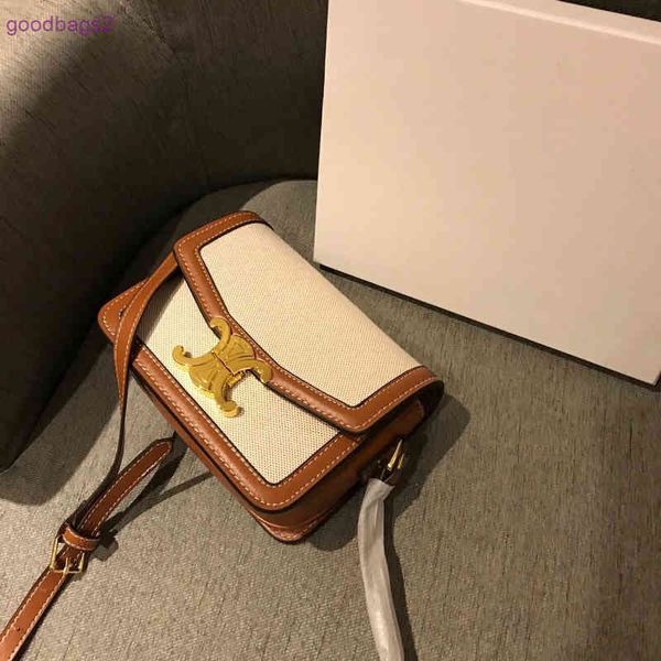 bagss celins 2022 new women's middle ancient tofu small square series crossbody triumphal arch
bagss celins 2022 new women's middle ancient tofu small square series crossbody triumphal arch