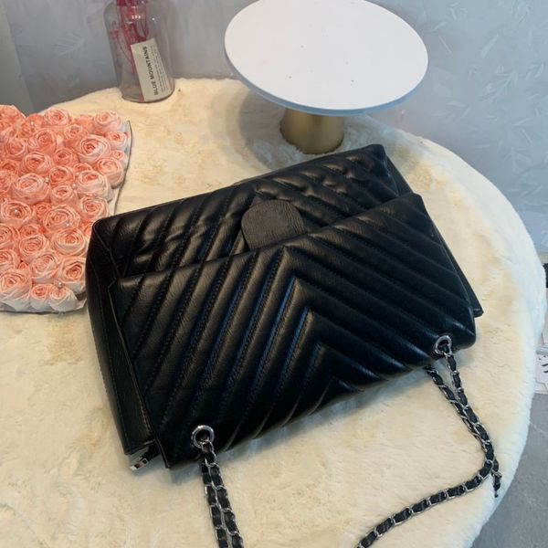 tote women handbag designer bag classic luxury chain crossbody stylish striped soft leather double loop shoulder bag large capacity party wa
tote women handbag designer bag classic luxury chain crossbody stylish striped soft leather double loop shoulder bag large capacity party wa