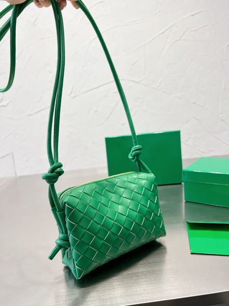 tote designer women hand bag wallet mini small square leather hand-woven cross body fashion wild plain cosmetic phone purses luxury shoulder
tote designer women hand bag wallet mini small square leather hand-woven cross body fashion wild plain cosmetic phone purses luxury shoulder