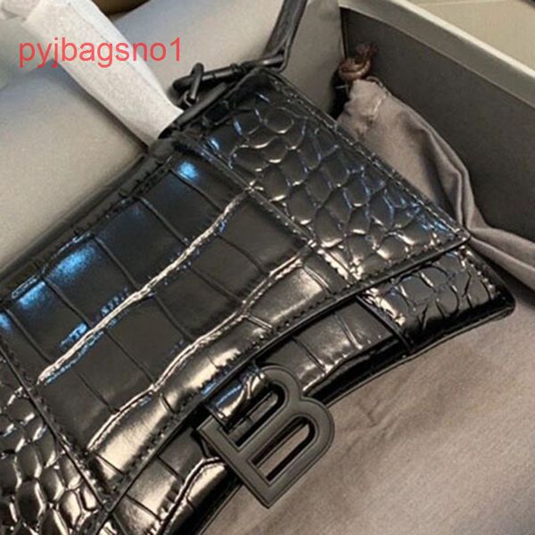 designer balencig shoulder bags online sale 2022 new hourglass bag crocodile mini net red same b family leathe
designer balencig shoulder bags online sale 2022 new hourglass bag crocodile mini net red same b family leathe