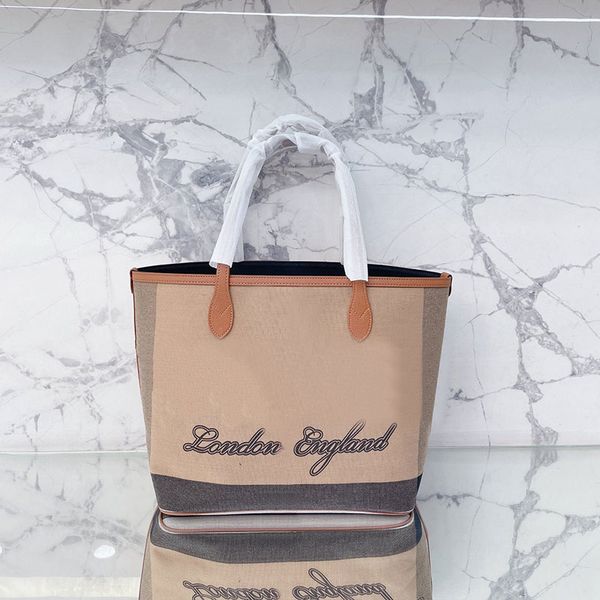 plaid shopping totes women deformation shoulder bags handbag purse genuine leather strap large capacity canvas beach bag fashion letters wit
plaid shopping totes women deformation shoulder bags handbag purse genuine leather strap large capacity canvas beach bag fashion letters wit