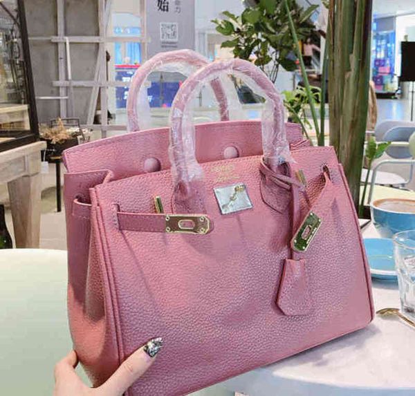 designer handbags cowhide herme birkins 2022 fashion quality 30cm portable women's classic bags leather black shoulder crossbody bag
designer handbags cowhide herme birkins 2022 fashion quality 30cm portable women's classic bags leather black shoulder crossbody bag