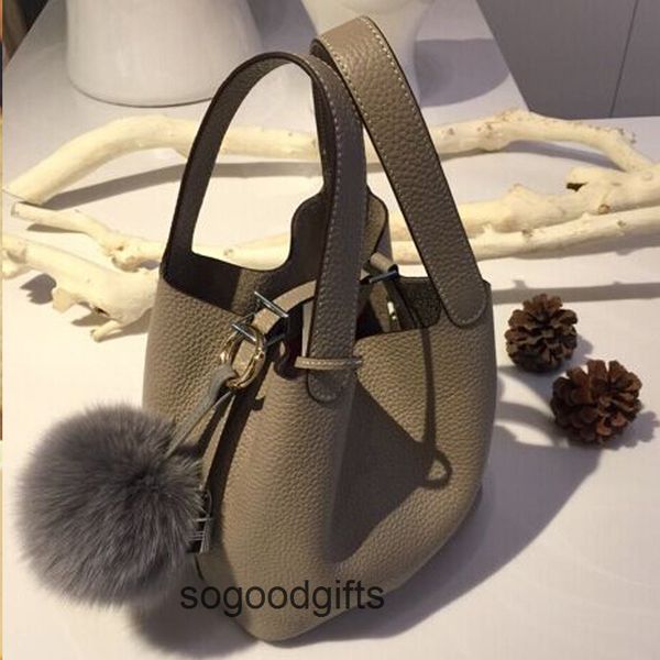women's designer bags picotin lock herme handbags tote bag vegetable basket bag 2022 new fashion niche versatile portable bucket bride
women's designer bags picotin lock herme handbags tote bag vegetable basket bag 2022 new fashion niche versatile portable bucket bride