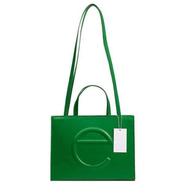 totes crossbody bag letter small square bag cross body duck tongue hat suit women handbags designers backpacks 220922
totes crossbody bag letter small square bag cross body duck tongue hat suit women handbags designers backpacks 220922