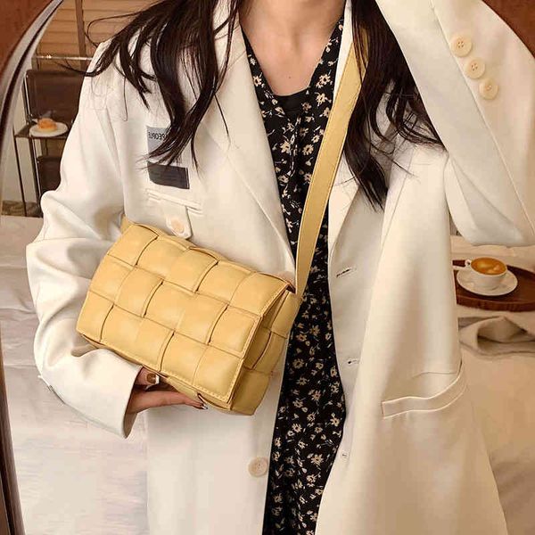 original designer bottegas bags candy cassette venetas high sense bag female 2023 new net red woven messenger bag fashion chest small square
original designer bottegas bags candy cassette venetas high sense bag female 2023 new net red woven messenger bag fashion chest small square