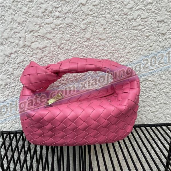 armpit shoulder bag fashion woven leather handbag luxury designer moon shaped medium bags women' shoulders bags cross purses
armpit shoulder bag fashion woven leather handbag luxury designer moon shaped medium bags women' shoulders bags cross purses
