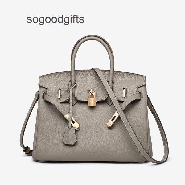 designer bags luxury genuine leather herme women's handbags 25cm bag high sense head leather handbag women's 2022 new fashion tren
designer bags luxury genuine leather herme women's handbags 25cm bag high sense head leather handbag women's 2022 new fashion tren