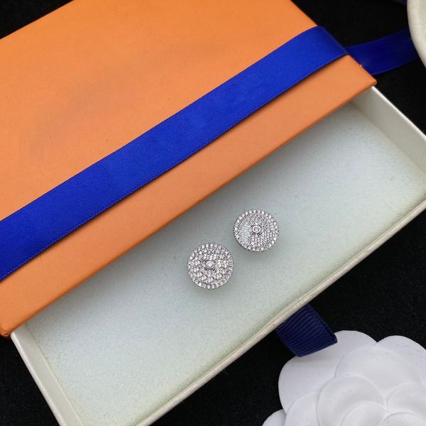 womens followers earring studs shining bling earring fashion womens gift birthday, Golden;silver
womens followers earring studs shining bling earring fashion womens gift birthday, Golden;silver