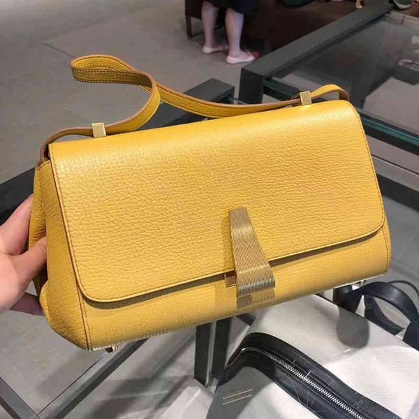 shoulder bag women crossbody bottage venates backpack purse handbags seam leather ladies metal chain classic woven messenger bag luxurys des
shoulder bag women crossbody bottage venates backpack purse handbags seam leather ladies metal chain classic woven messenger bag luxurys des