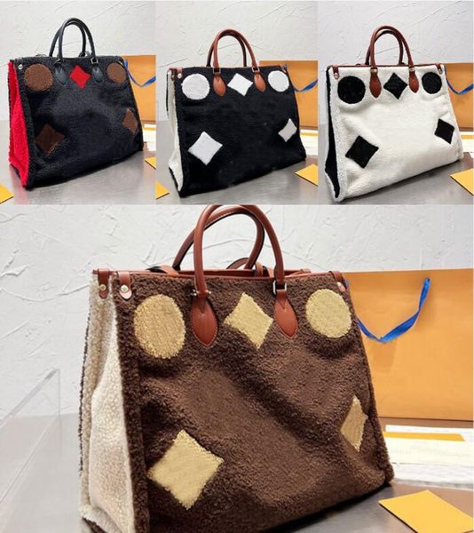 designer faux fur lamb wool bag cotton large capacity shopping bags women winter shopper crossbody purse letter inside zipper soft plush tra
designer faux fur lamb wool bag cotton large capacity shopping bags women winter shopper crossbody purse letter inside zipper soft plush tra