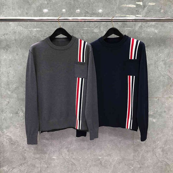 2022 fashion tb thom brand sweaters men women slim fit o-neck pullovers clothing striped wool cotton solid winter casual coat, White;black
2022 fashion tb thom brand sweaters men women slim fit o-neck pullovers clothing striped wool cotton solid winter casual coat, White;black