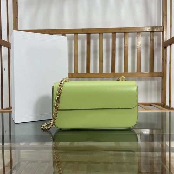 evening bags overseas triumphal arch new metal lock triomphe bright chain underarm bag one shoulder portable women's 220929
evening bags overseas triumphal arch new metal lock triomphe bright chain underarm bag one shoulder portable women's 220929
