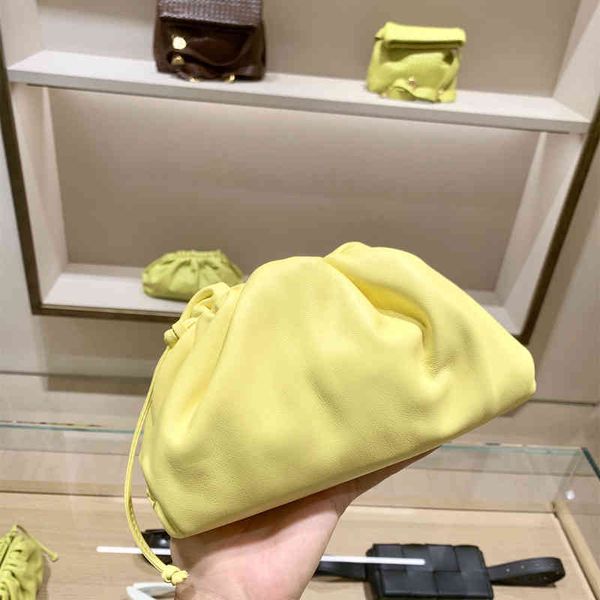 shoulder bag women crossbody bottage venates backpack purse handbags seam leather ladies metal chain classic woven messenger bag luxurys des
shoulder bag women crossbody bottage venates backpack purse handbags seam leather ladies metal chain classic woven messenger bag luxurys des