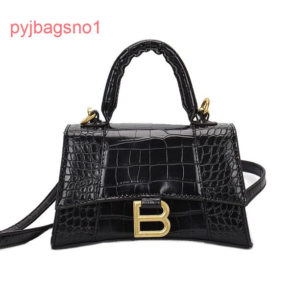hourglass bag balencig shoulder bags online shop new hourglass women's leisure personalized single messenger b 9cnn uq35
hourglass bag balencig shoulder bags online shop new hourglass women's leisure personalized single messenger b 9cnn uq35